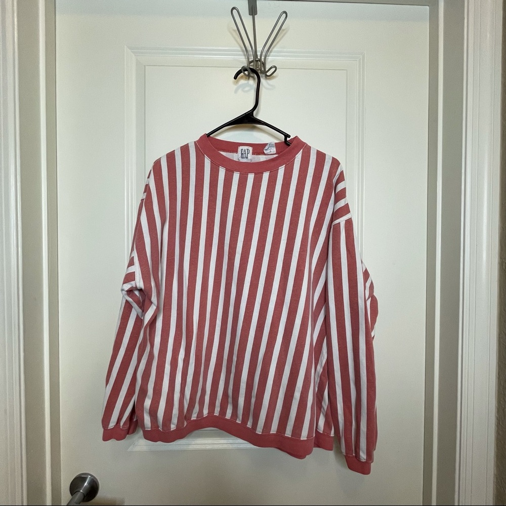 Vintage Gap Coral and White Striped Sweater